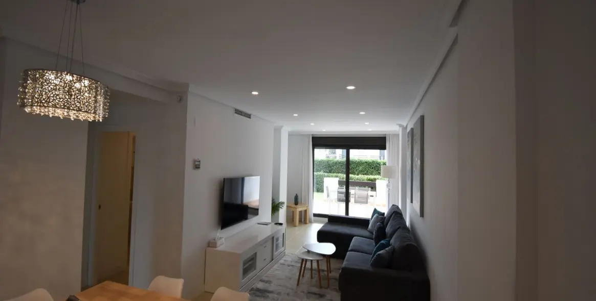 Продажа апартаментов на первом этаже в Estepona 7