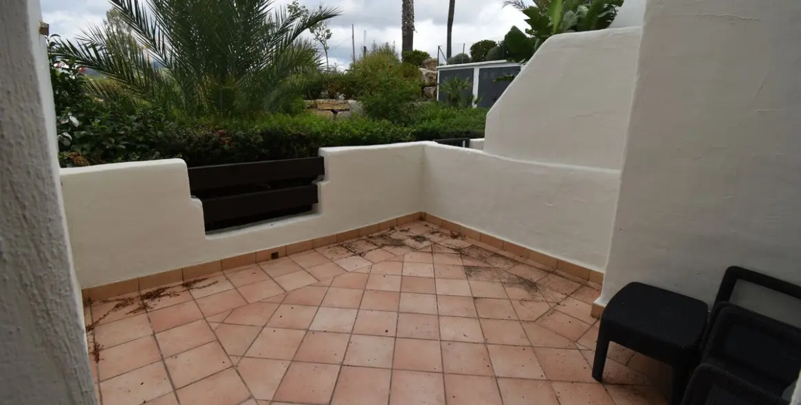 Sale of ground floor apartment in Estepona 31