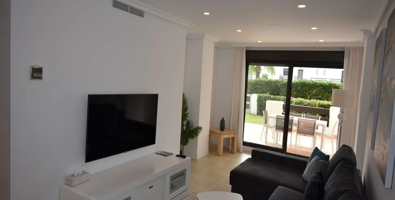 Venta de apartamento en planta baja en Estepona 9