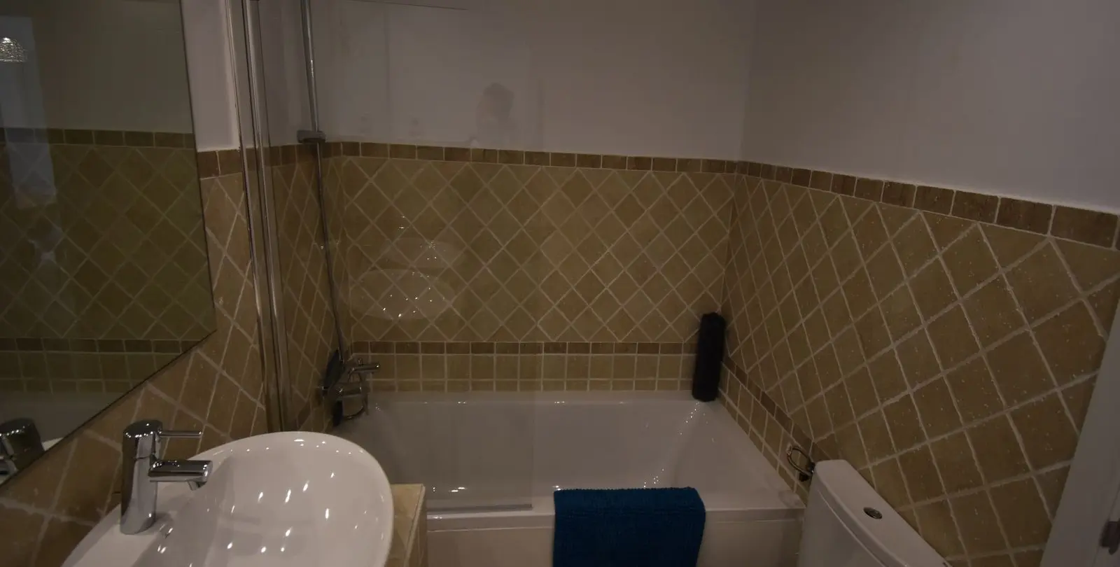 Venta de apartamento en planta baja en Estepona 29