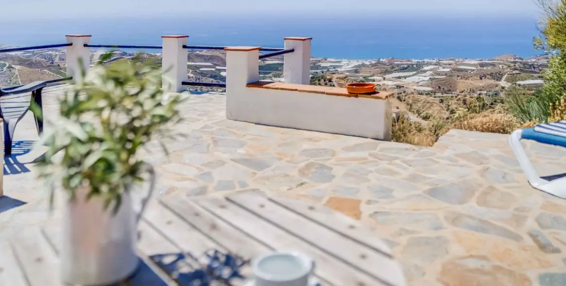 Sale of finca - cortijo in Sayalonga 9