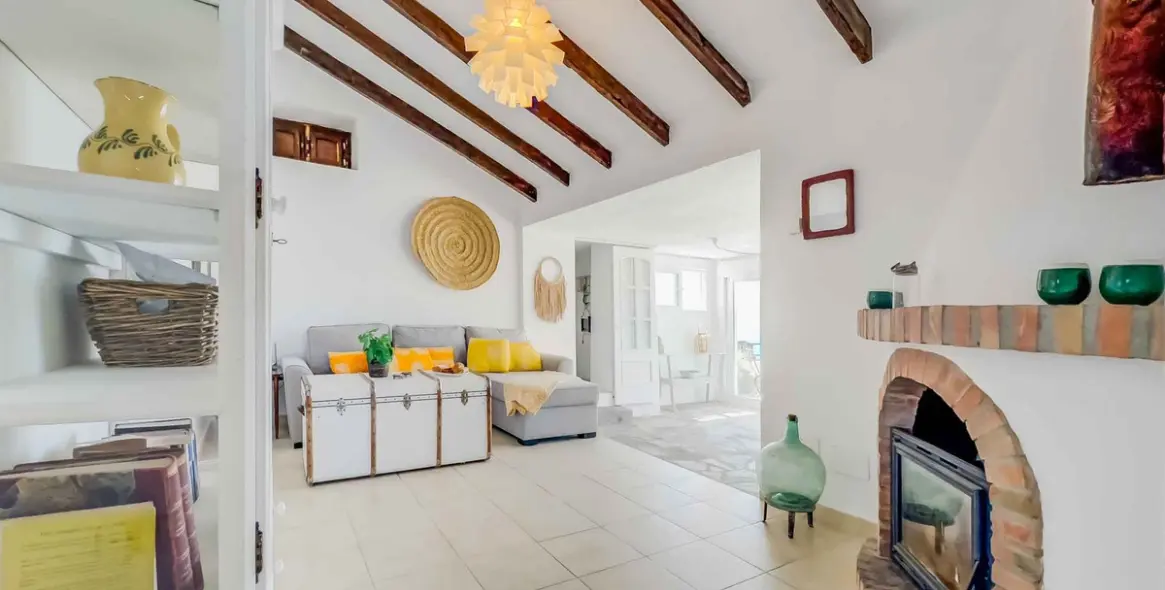 Sale of finca - cortijo in Sayalonga 20