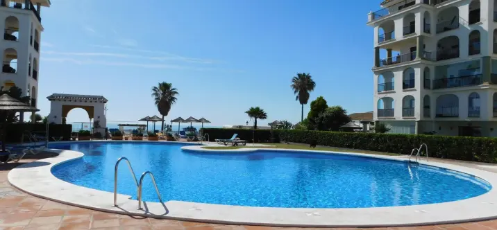 Продажа апартаментов на первом этаже в La Duquesa 1