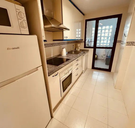 Продажа апартаментов на первом этаже в La Duquesa