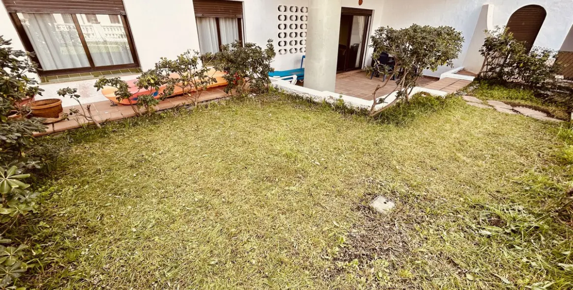 Продажа апартаментов на первом этаже в La Duquesa 8