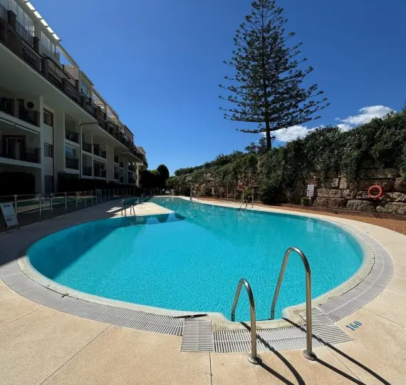 Продажа апартаментов на среднем этаже в Mijas Golf