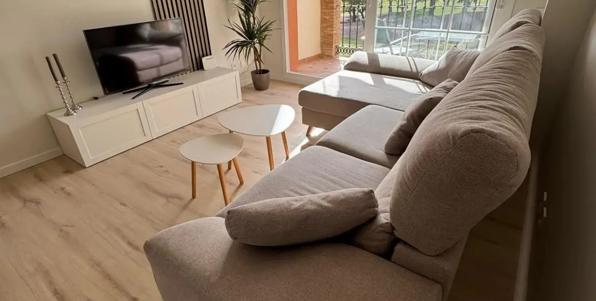 Продажа апартаментов на среднем этаже в Mijas Golf 14