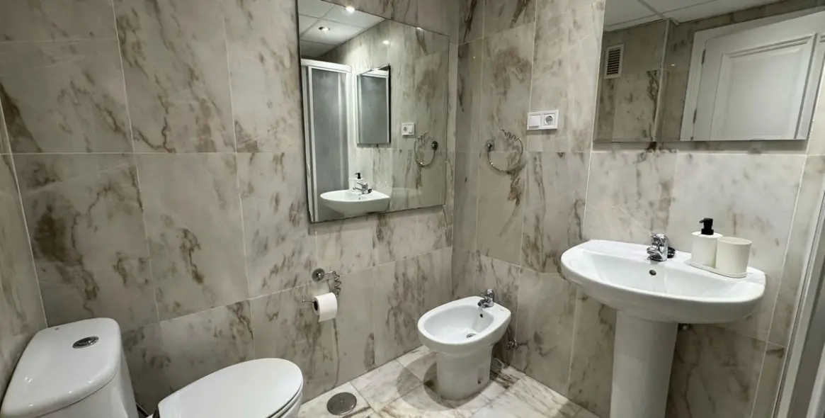 Продажа апартаментов на среднем этаже в Mijas Golf 23