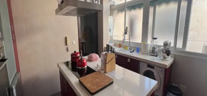 Middle floor apartment R5136502 1