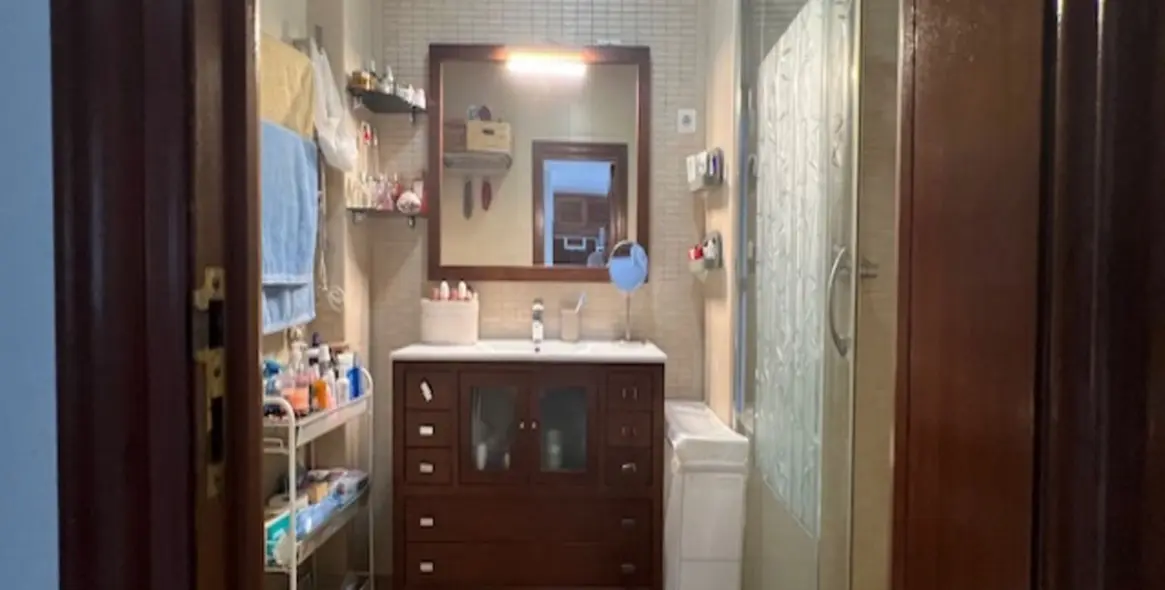 Sale of middle floor apartment in La Trinidad 15