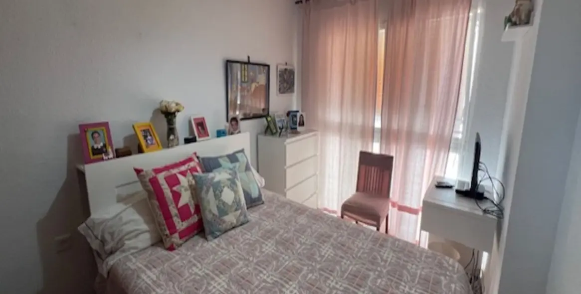 Sale of middle floor apartment in La Trinidad 22