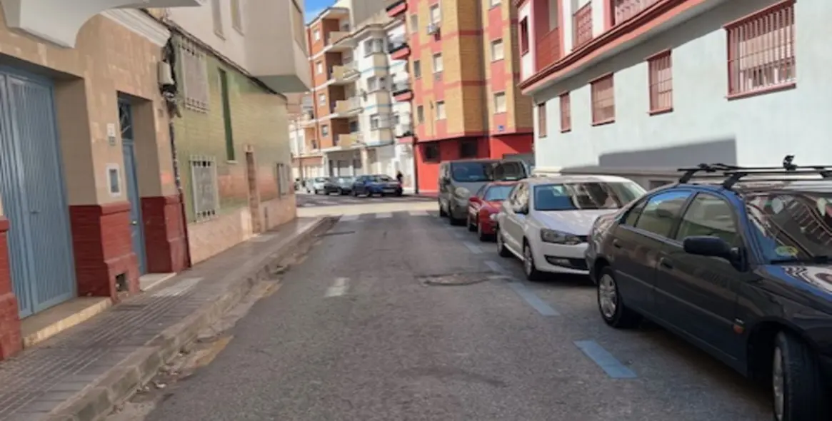 Sale of middle floor apartment in La Trinidad 31