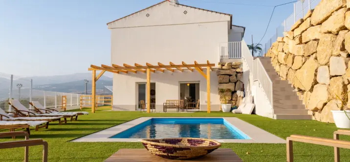 Sale of detached villa in Viñuela 0