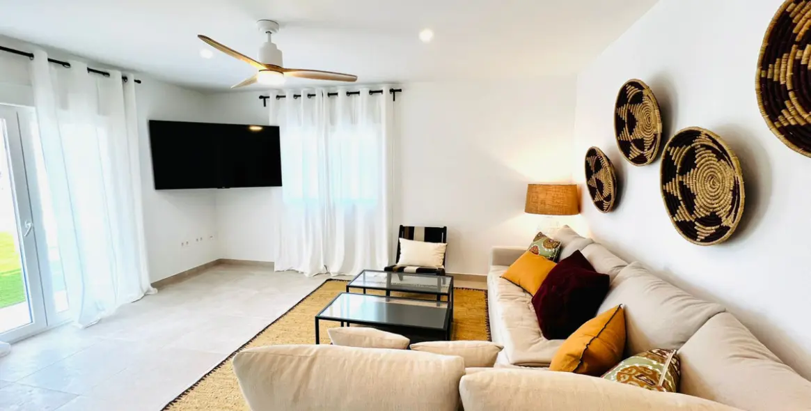 Продажа  отдельно стоящей виллы в Viñuela 30