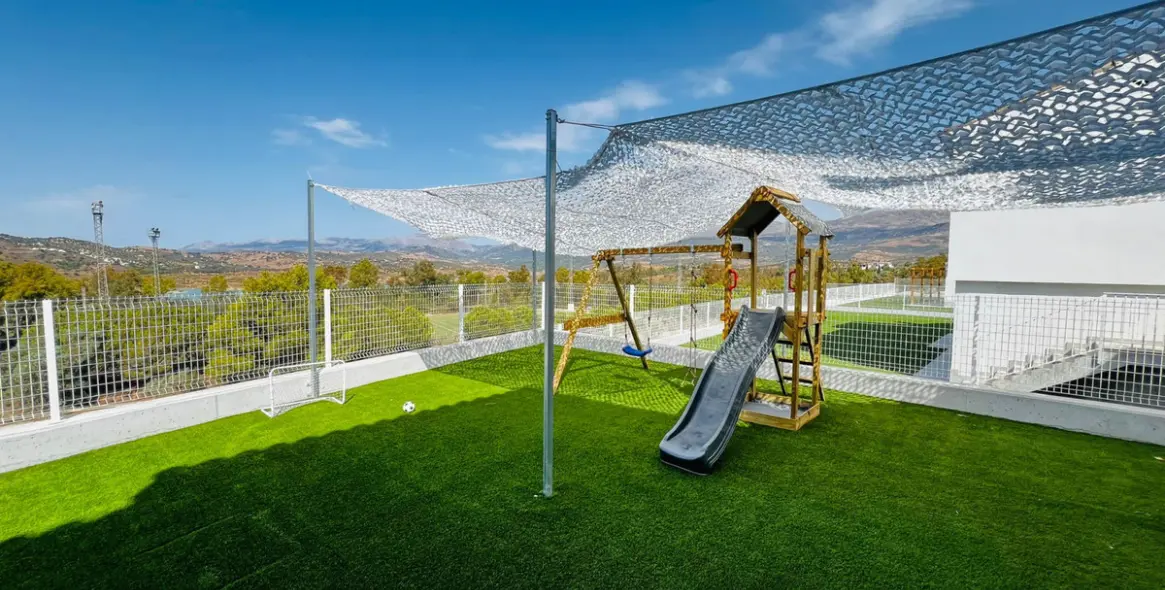 Продажа  отдельно стоящей виллы в Viñuela 56