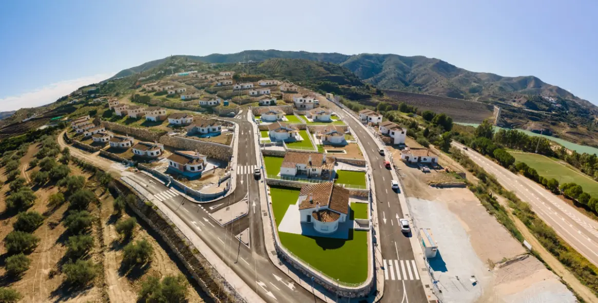 Продажа  отдельно стоящей виллы в Viñuela 57