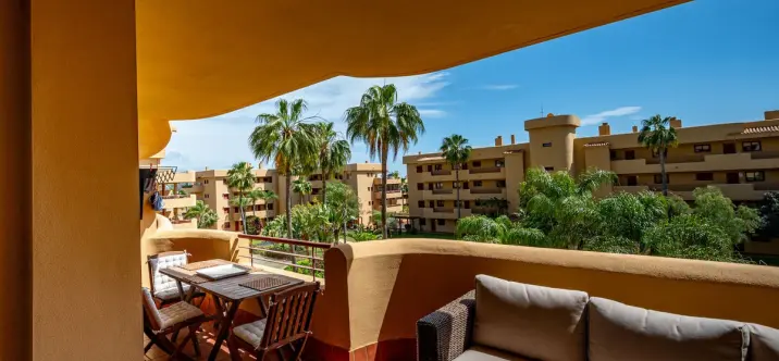 Продажа апартаментов на среднем этаже в La Cala de Mijas 1