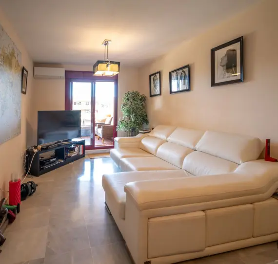 Продажа апартаментов на среднем этаже в La Cala de Mijas