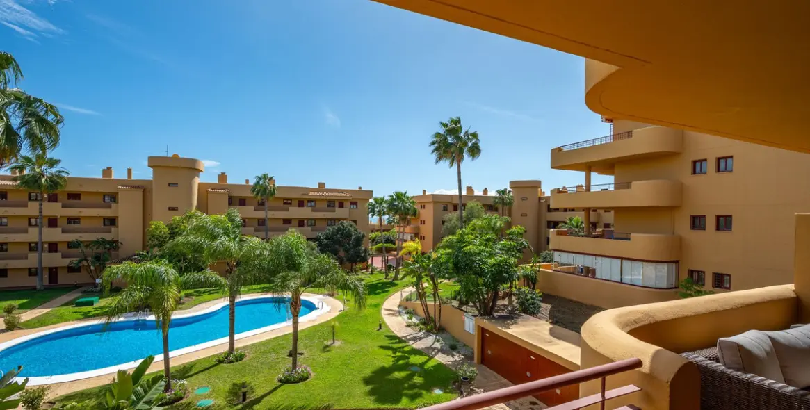 Продажа апартаментов на среднем этаже в La Cala de Mijas 10