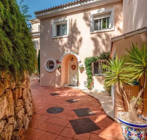 Sale of townhouse in Alhaurin Golf