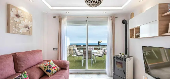 Penthouse R5155966 1