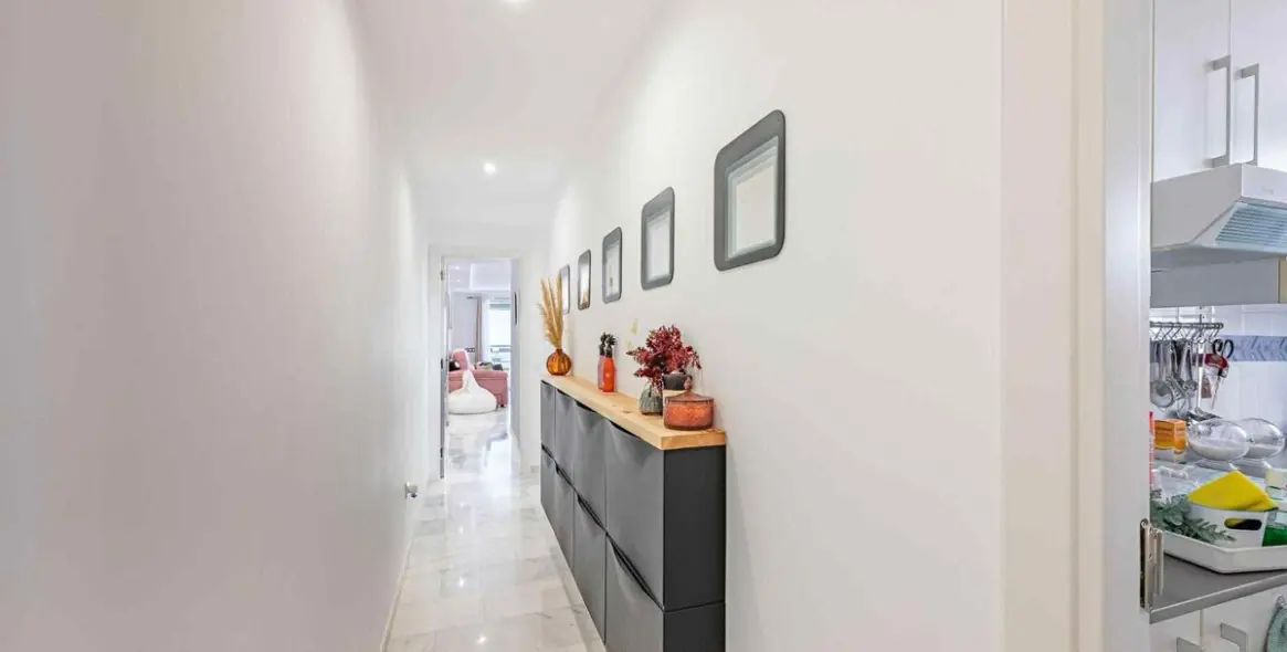 Sale of penthouse in Casares 5