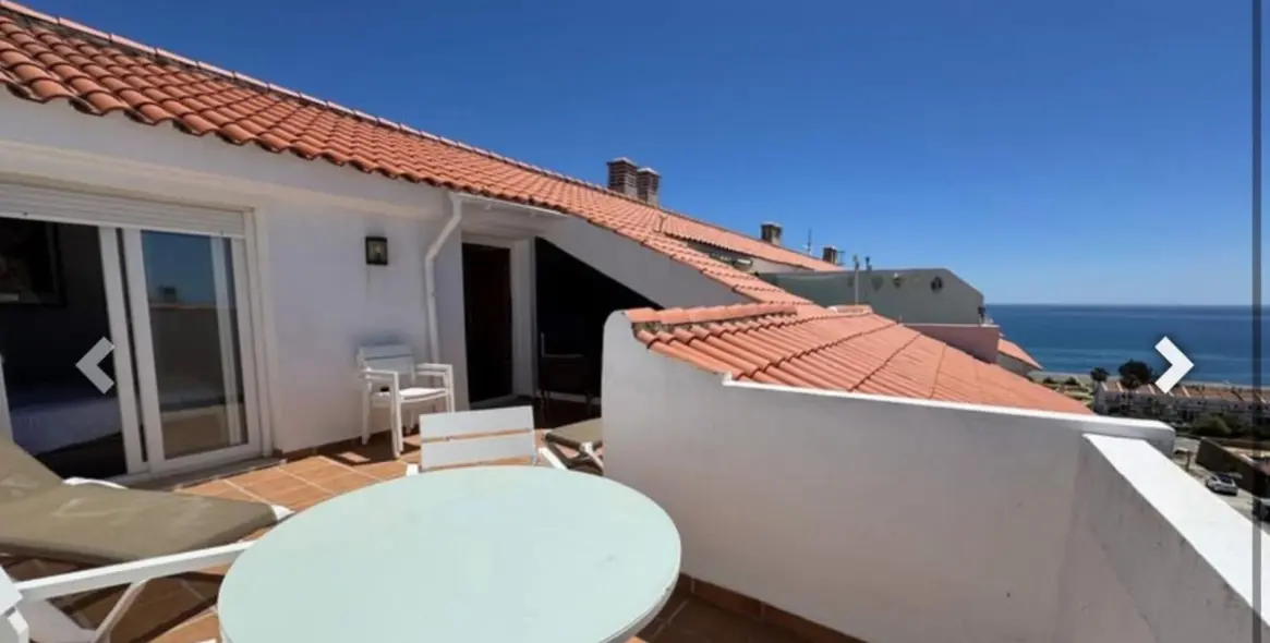 Sale of penthouse duplex in Manilva 5