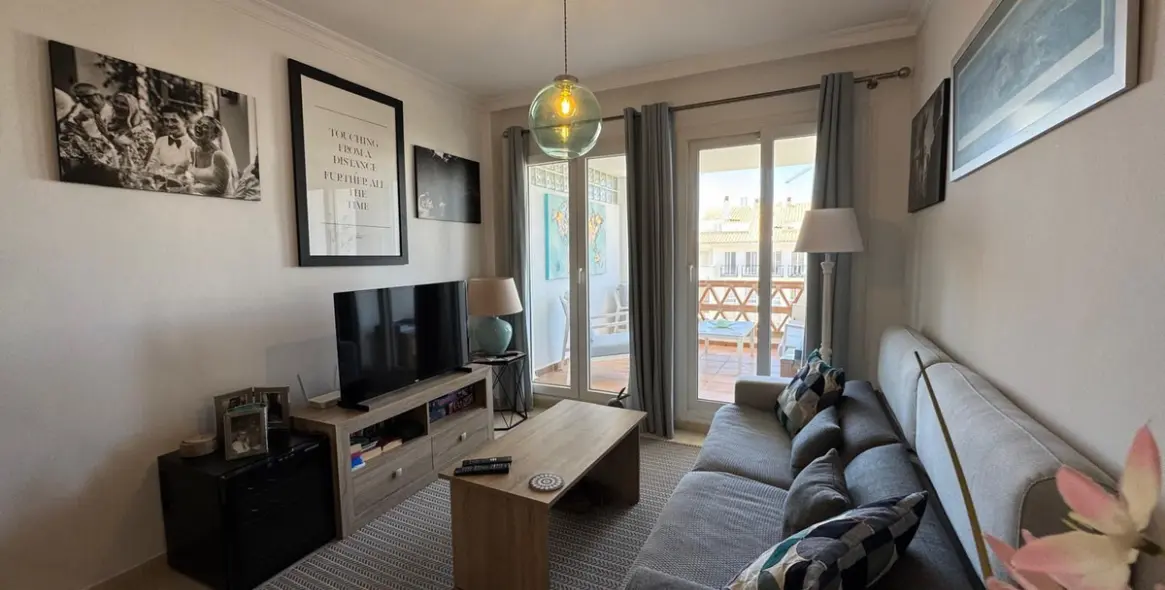 Sale of penthouse duplex in Manilva 7