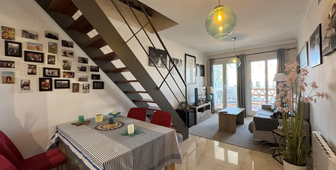 Sale of penthouse duplex in Manilva 8