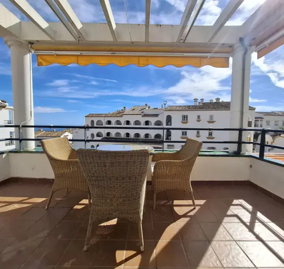 Продажа апартаментов на среднем этаже в Benalmadena