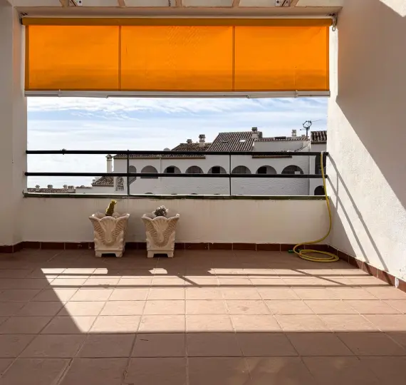 Продажа апартаментов на среднем этаже в Benalmadena