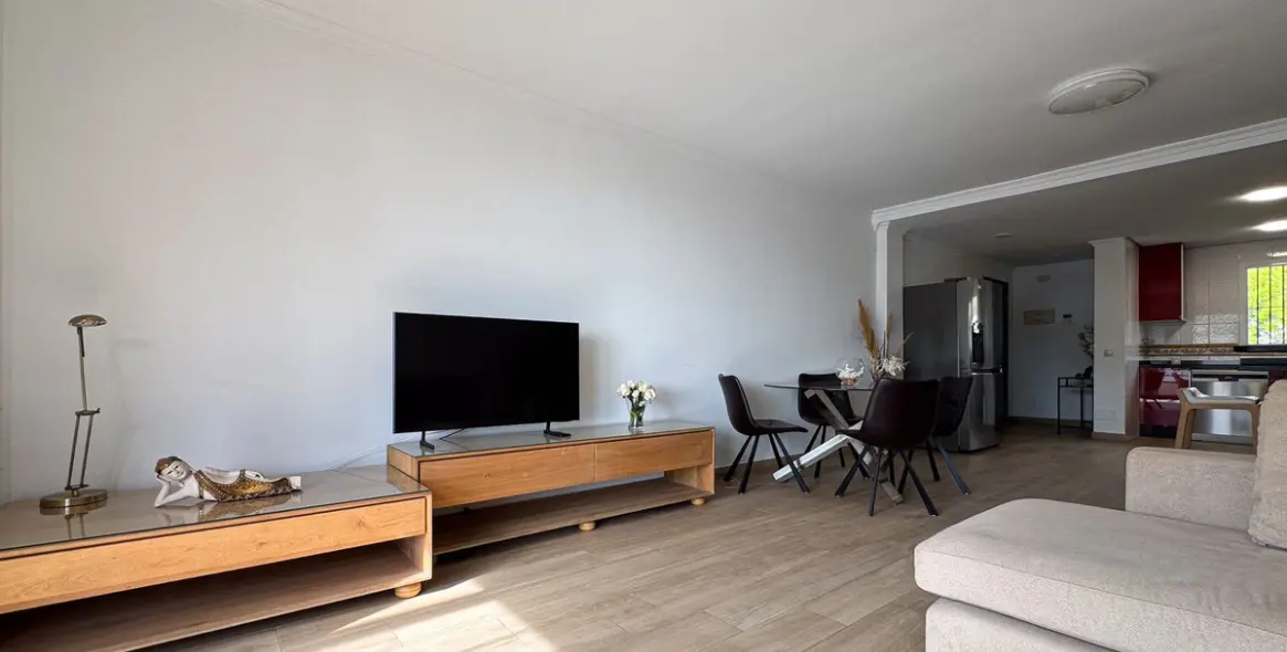 Продажа апартаментов на среднем этаже в Benalmadena 13