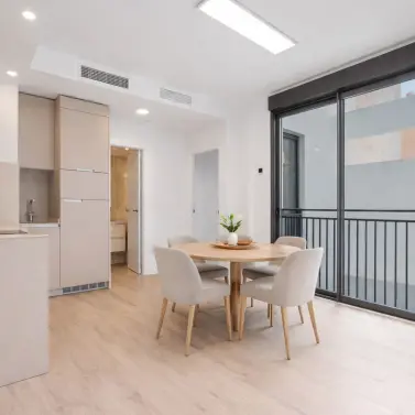 Sale of middle floor apartment in Fuengirola