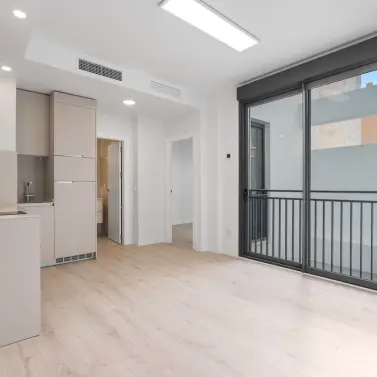 Sale of middle floor apartment in Fuengirola