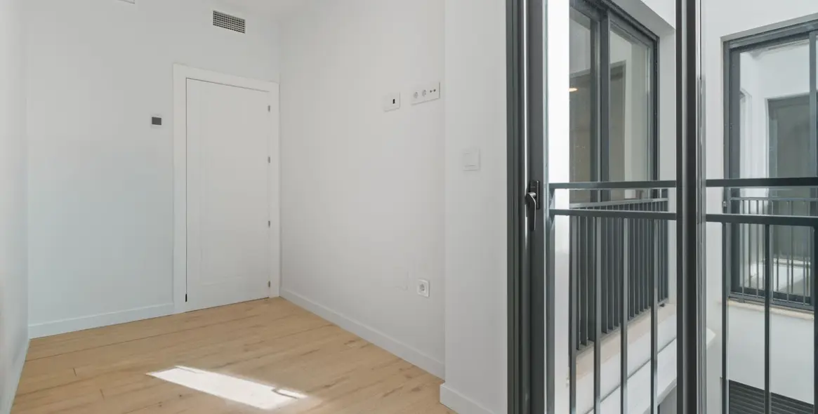 Sale of middle floor apartment in Fuengirola 8