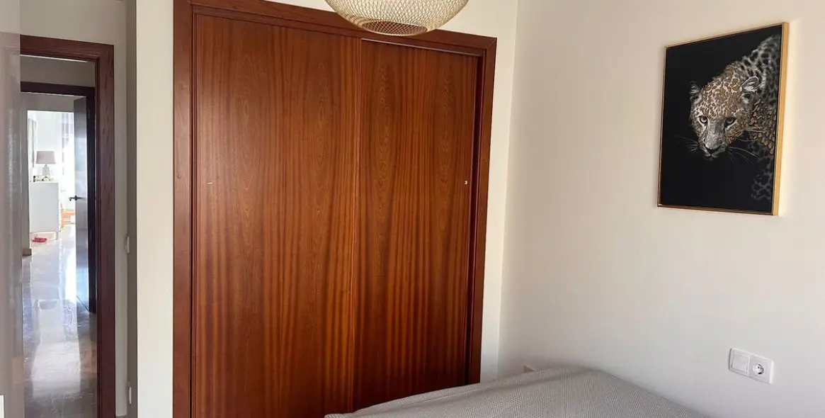 Sale of penthouse in Estepona 30