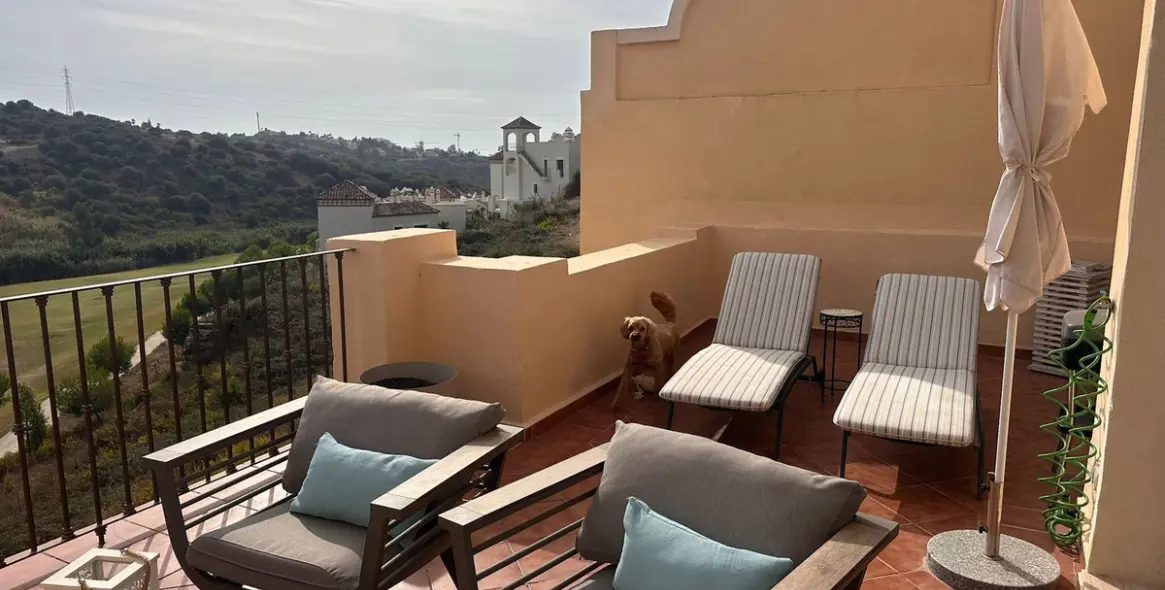 Sale of penthouse in Estepona 46