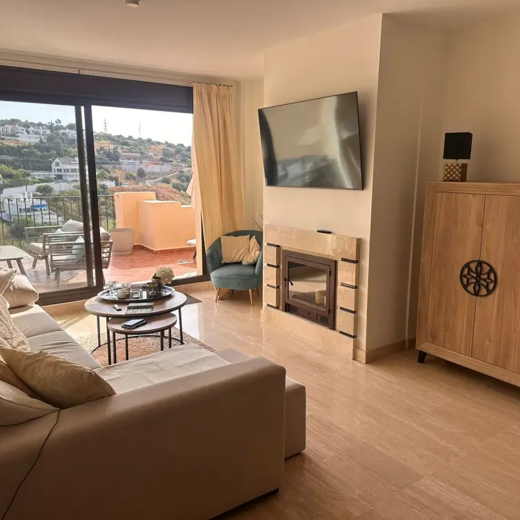 Продажа пентхауса в Estepona