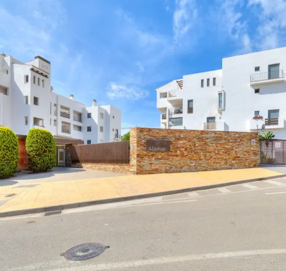 Sale of ground floor apartment in La Cala de Mijas