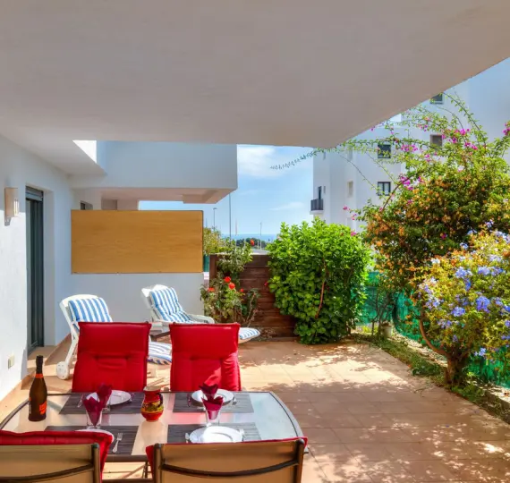 Sale of ground floor apartment in La Cala de Mijas