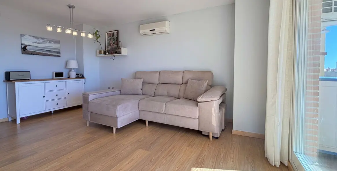 Sale of middle floor apartment in Estepona 7