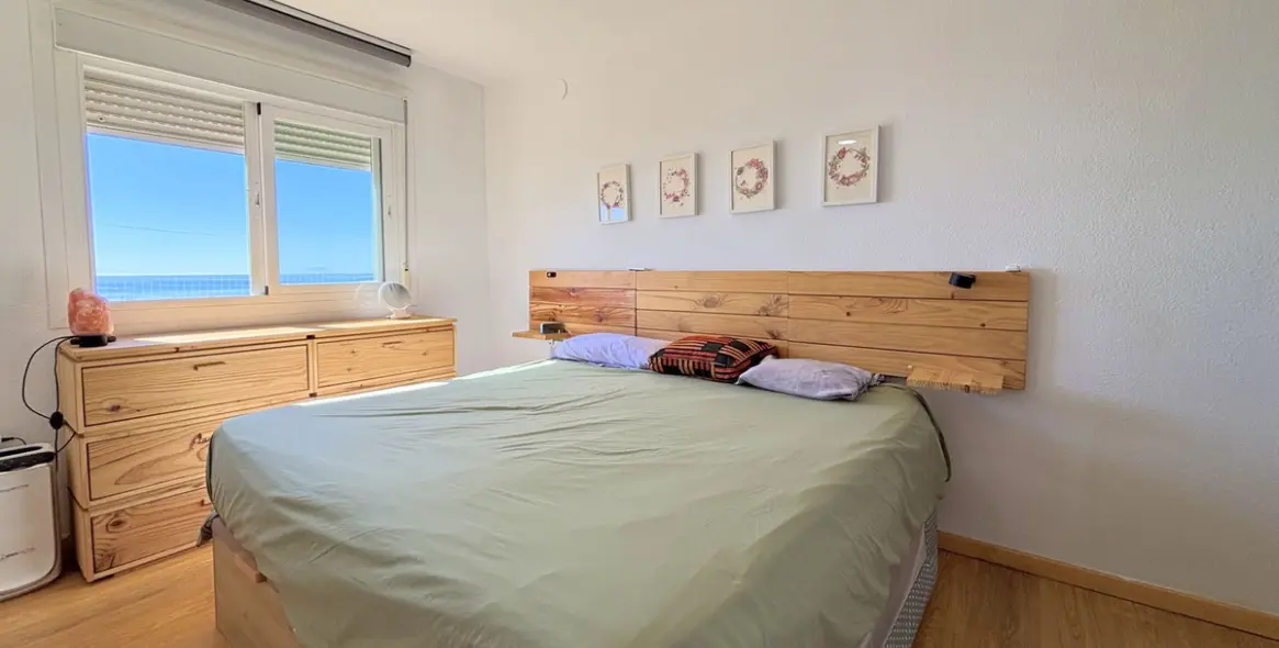 Sale of middle floor apartment in Estepona 12