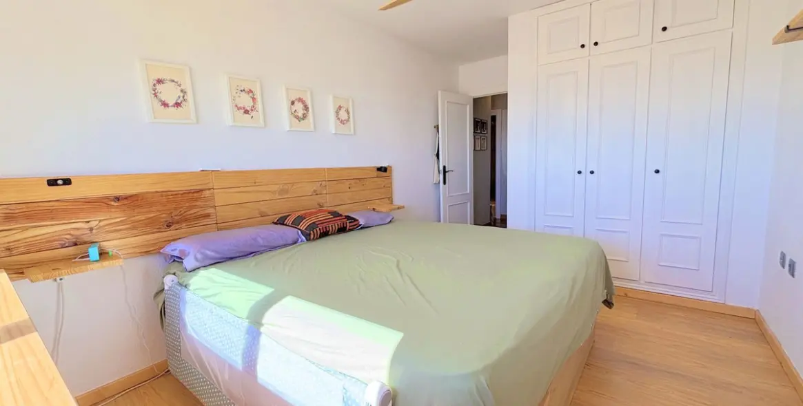 Sale of middle floor apartment in Estepona 14