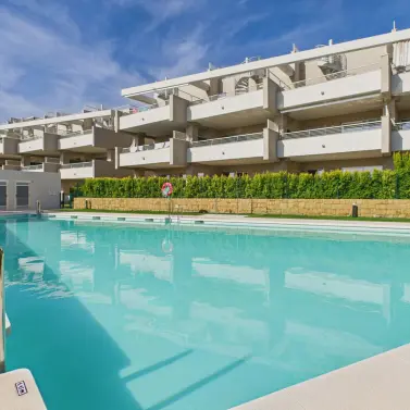 Venta de apartamento en planta baja en Estepona