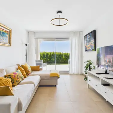 Venta de apartamento en planta baja en Estepona