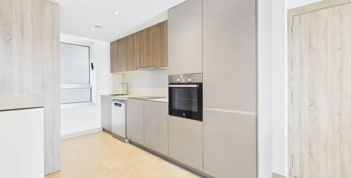 Venta de apartamento en planta baja en Estepona 7