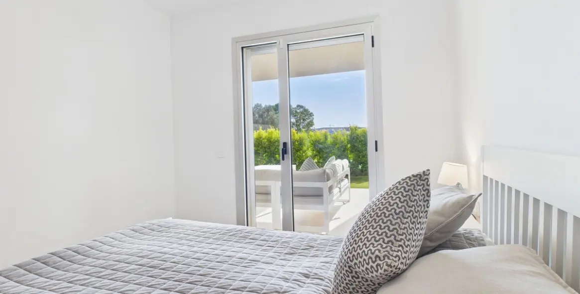 Venta de apartamento en planta baja en Estepona 14