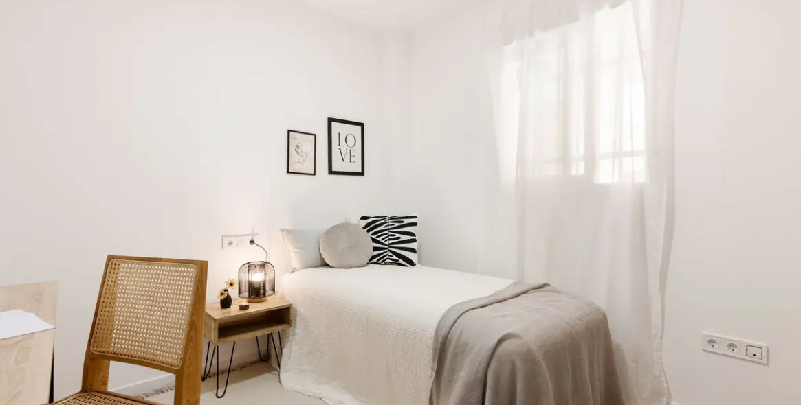 Продажа апартаментов на среднем этаже в Carvajal 18