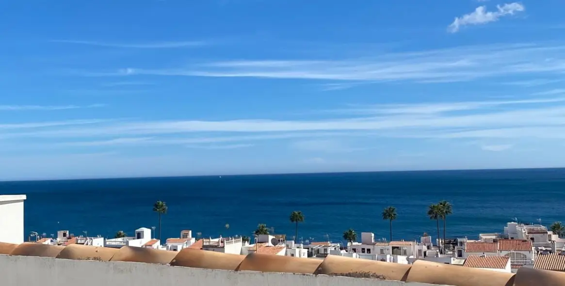 Sale of penthouse in Manilva 1