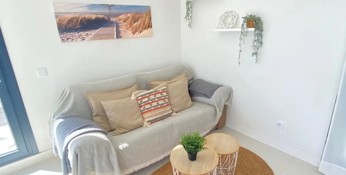 Sale of penthouse in Manilva 4